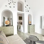Chess House - Santorini Traditional