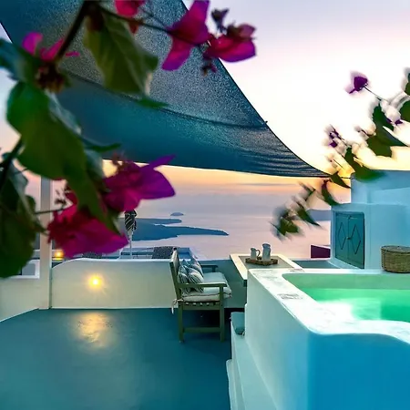 Chess House - Santorini Traditional Vila