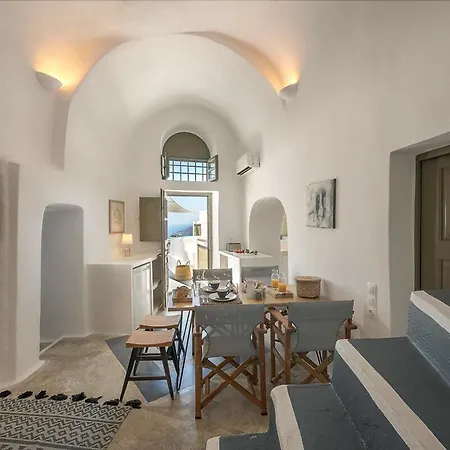 Villa Chess House - Santorini Traditional