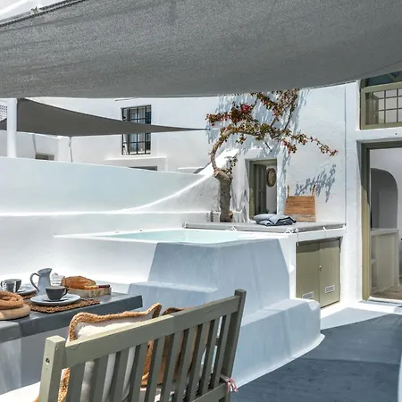 Chess House - Santorini Traditional إيميروفيغلي