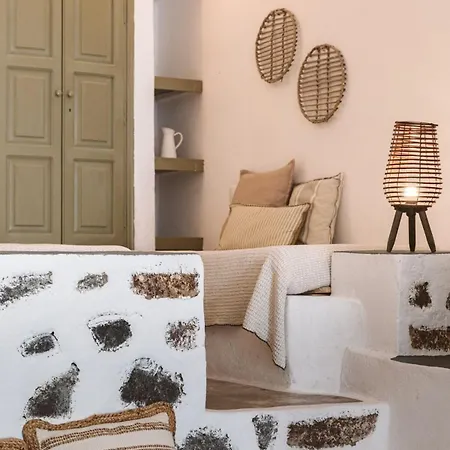 Chess House - Santorini Traditional فيلة إيميروفيغلي